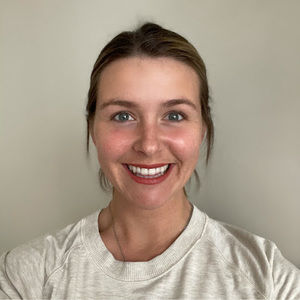 Meet your Posher, Alexis